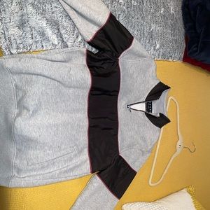 Men’s pullover! Worn once!